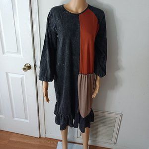 Curly Joe woman dress